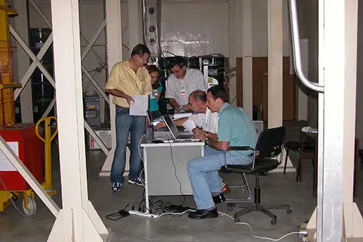 Imagem timeline 2004